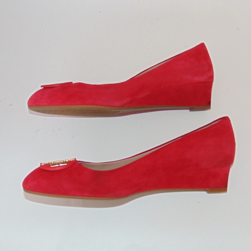 TORY BURCH Luna Suede Wedge Holiday Red Pumps - Picture 7 of 8